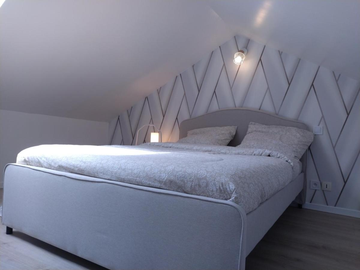Wallis Yourhosthelper Reims Extérieur photo