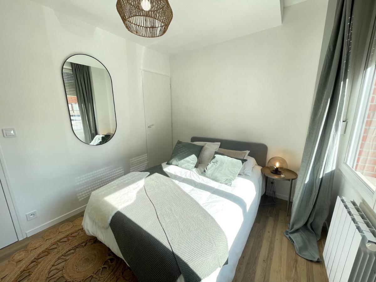 Wallis Yourhosthelper Reims Extérieur photo