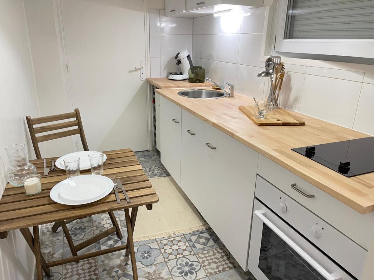 Wallis Yourhosthelper Reims Extérieur photo