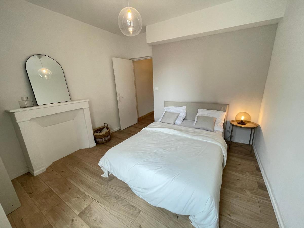 Wallis Yourhosthelper Reims Extérieur photo